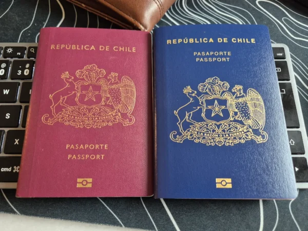 new blue and old red chilean passport v0 98ruwf7t5wcf1